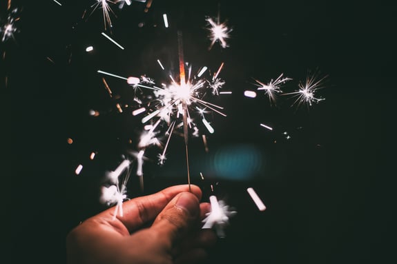 new-year-s-eve-sparkler-sparks-38196